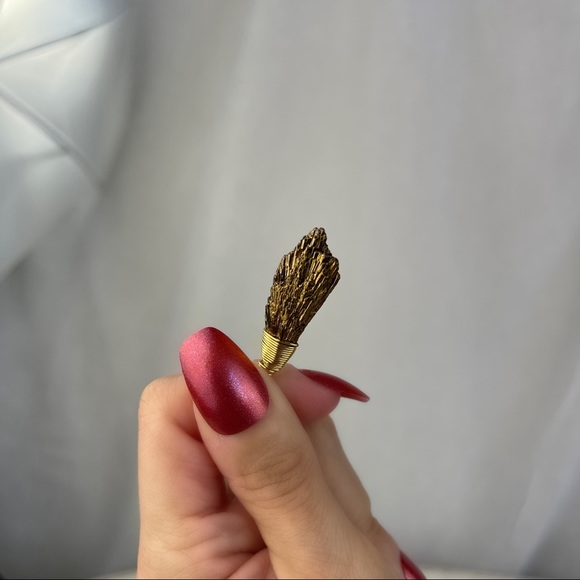 🚫SOLD🚫 NWOT Sage Goddess Alchemist Gold Plated Black Kyanite Pendant Necklace - Picture 8 of 16